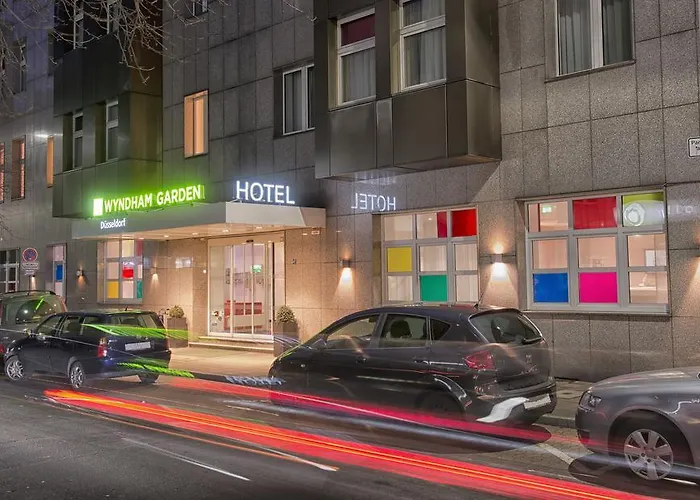 Hotel mit Hund Wyndham Garden Duesseldorf City Centre Koenigsallee