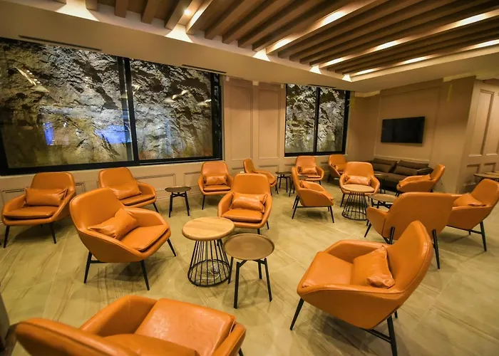  Plaza &Spa